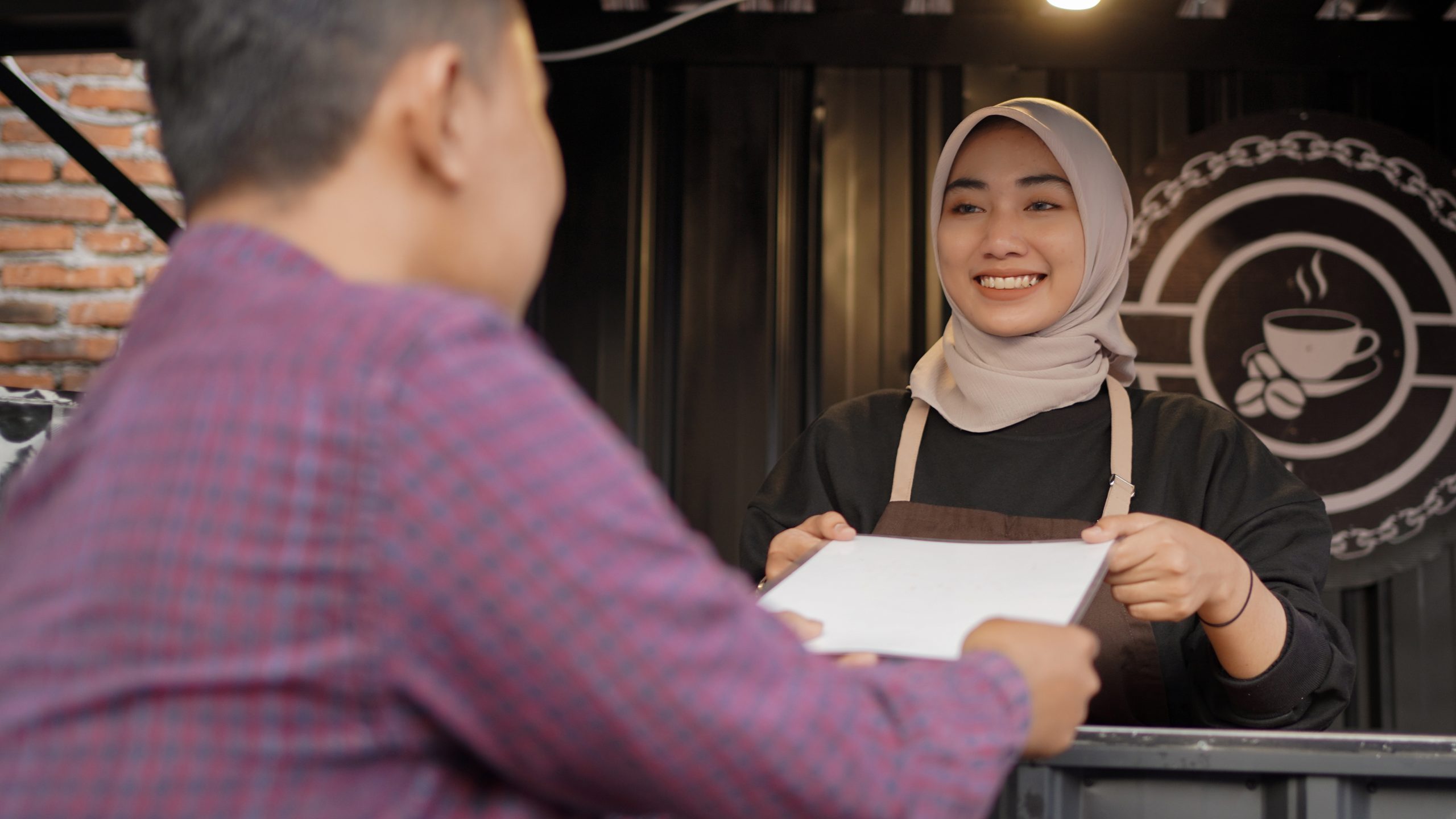 Benefits of Using Agencies to Hire Halal Culinary Staff
