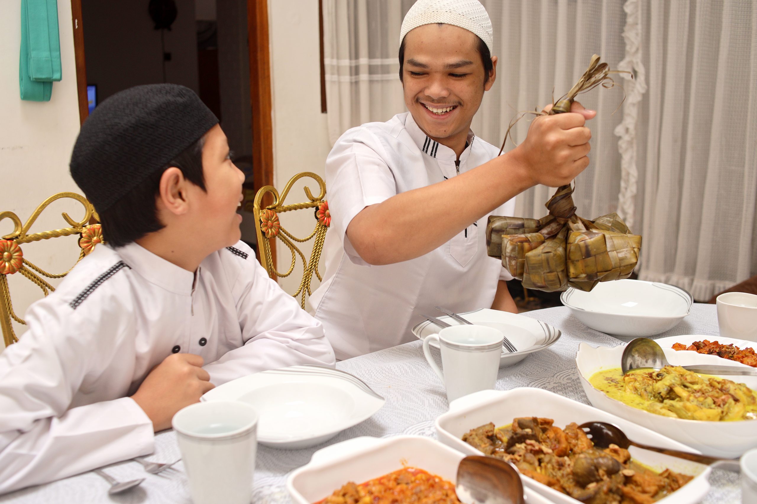 When Temporary Halal Chefs Make Sense