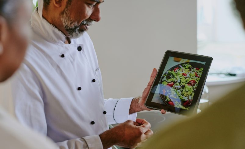 How Technology Simplifies Halal Chef Recruitment