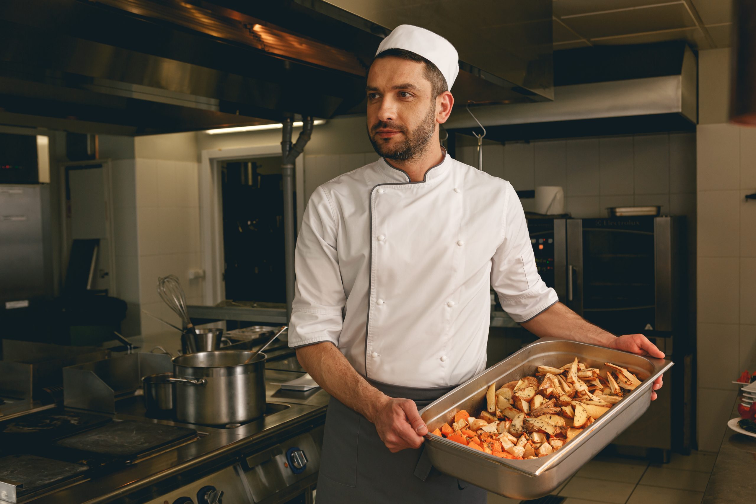 Why Hiring Halal Chefs Enhances Your Catering Business