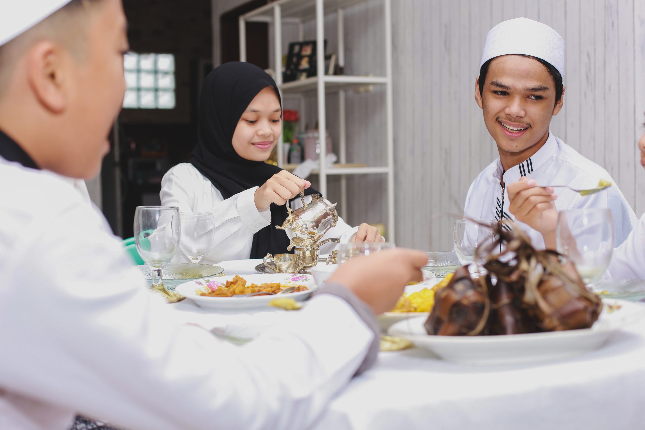 Managing Temporary Halal Culinary Teams