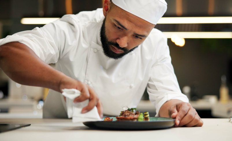 How to Find Skilled Halal Chefs for Your Restaurant