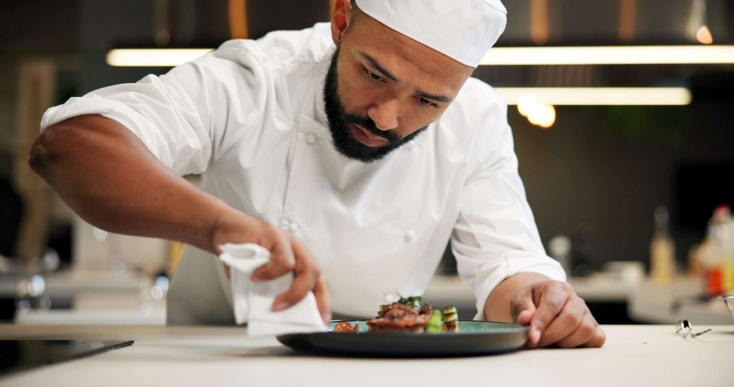 How to Find Skilled Halal Chefs for Your Restaurant