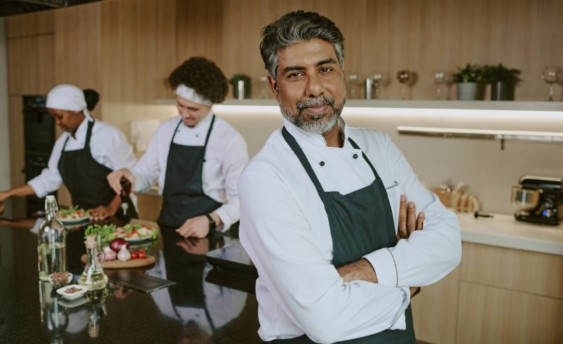 How to Hire Halal Chefs for Weddings and Large Events